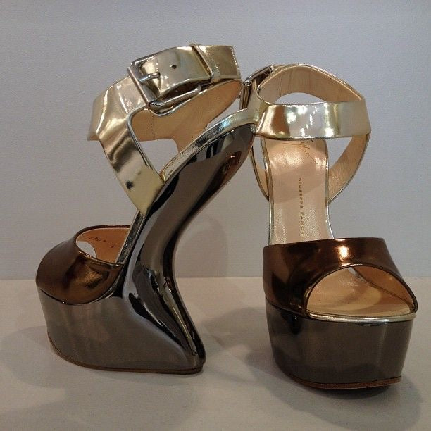 GIUSEPPE ZANOTTI « Alien » wedge heels
