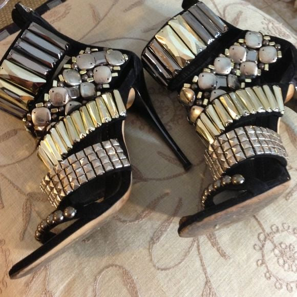 GIUSEPPE ZANOTTI 2010 black embellished suede heels